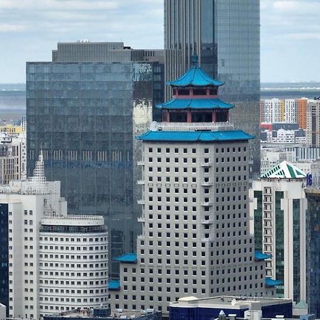 Beijing Palace Soluxe Hotel Astana Εξωτερικό φωτογραφία The building in 2011