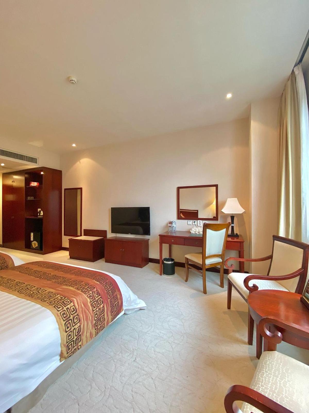 Beijing Palace Soluxe Hotel Astana Εξωτερικό φωτογραφία A room at the hotel