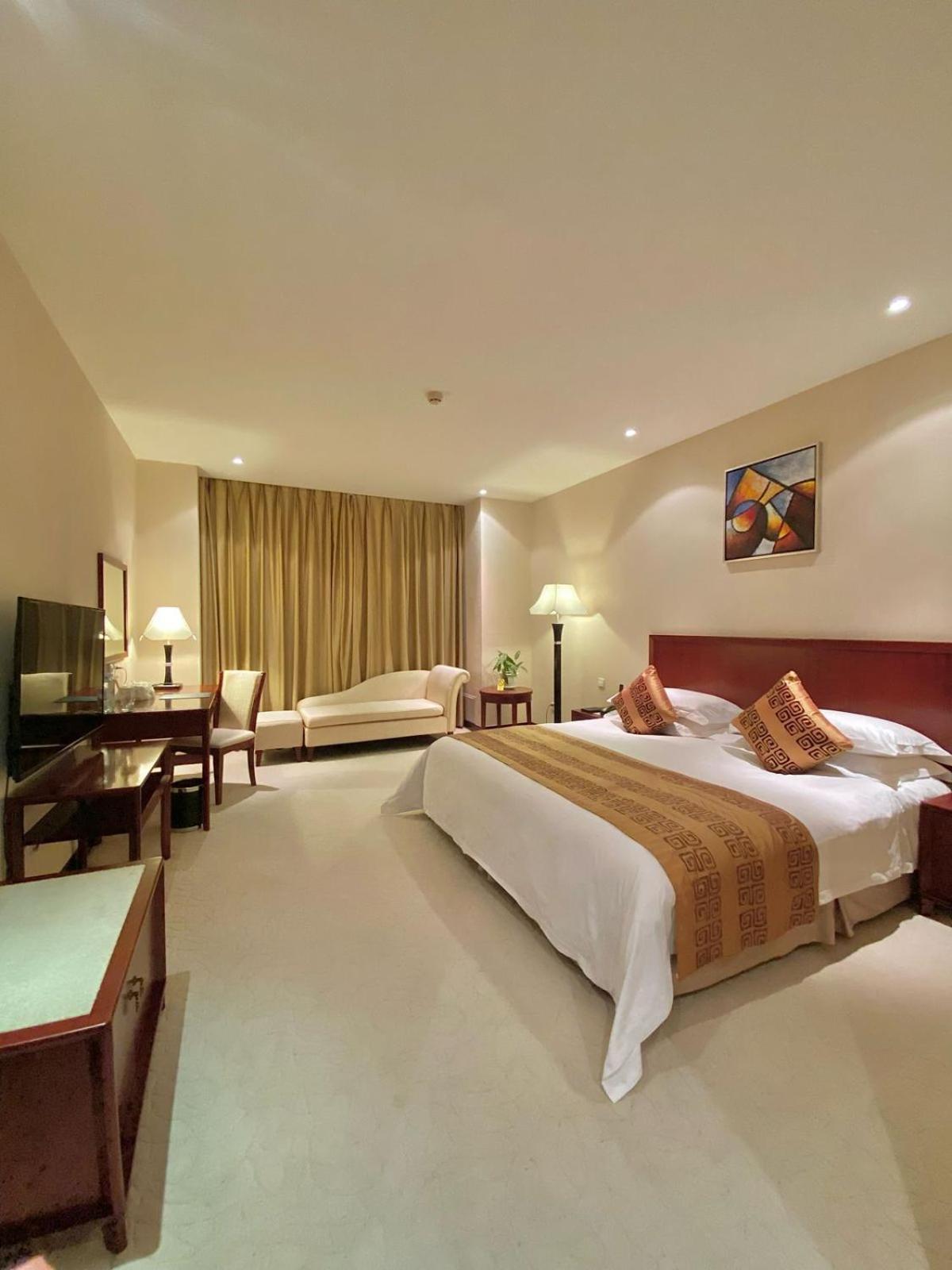 Beijing Palace Soluxe Hotel Astana Εξωτερικό φωτογραφία A room at the hotel