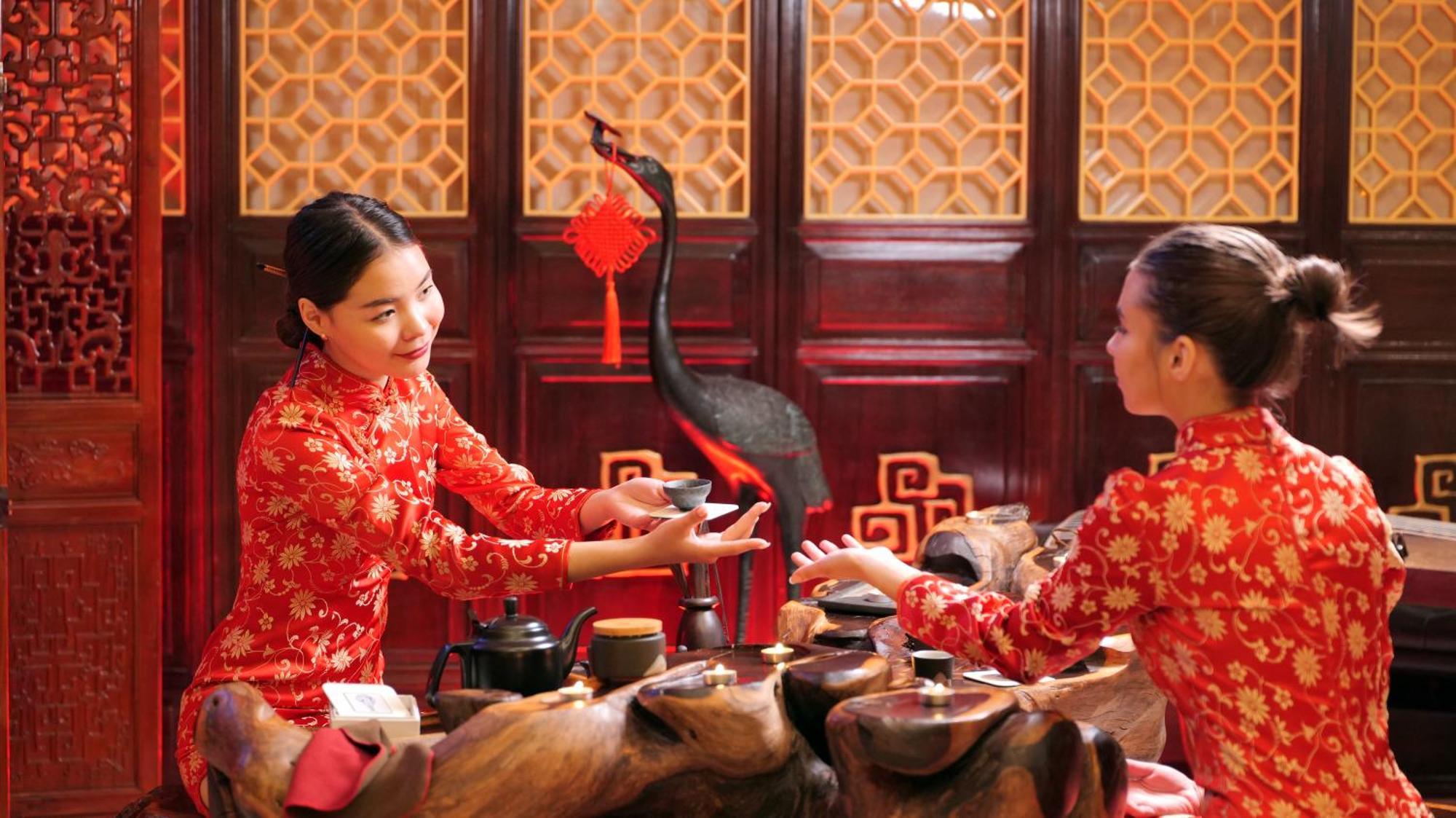 Beijing Palace Soluxe Hotel Astana Εξωτερικό φωτογραφία Tea ceremony
